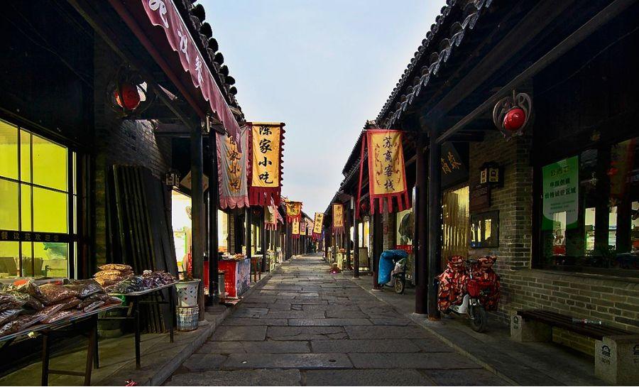京沪高铁预计去年扭亏：净利至少108亿元，客运市场恢复显...